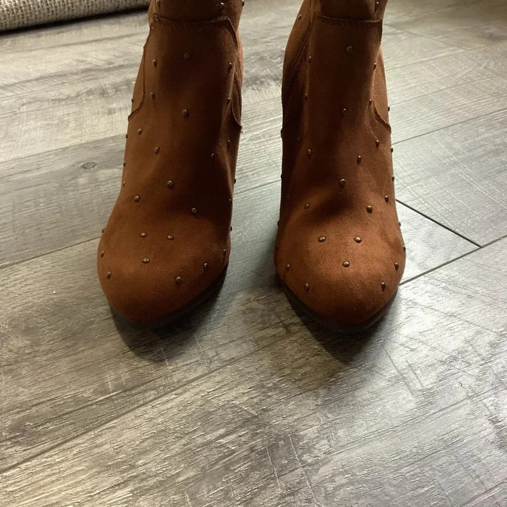 Code West Studded Boots Size 7m - image 3